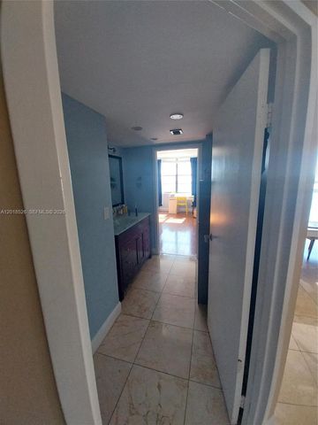 2333 Brickell Ave 602, Miami, FL 33129
