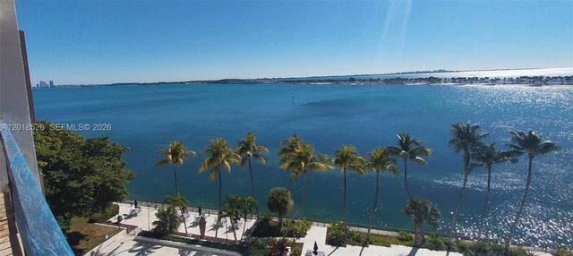 2333 Brickell Ave 602, Miami, FL 33129