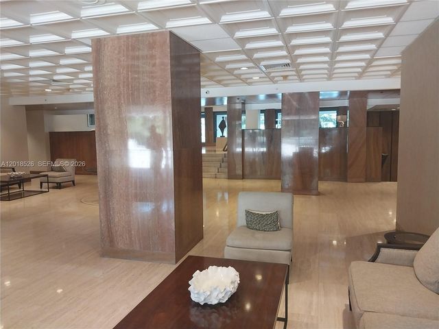 2333 Brickell Ave 602, Miami, FL 33129
