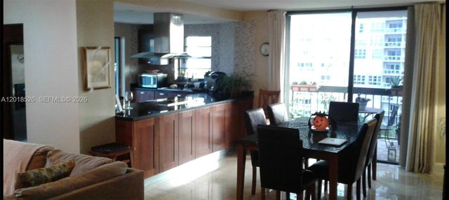 2333 Brickell Ave 602, Miami, FL 33129