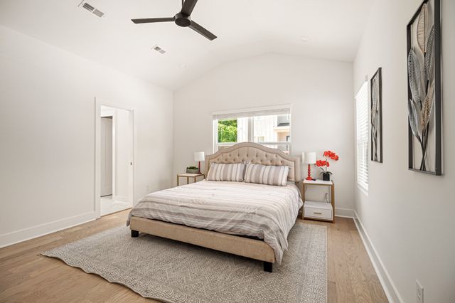 3219A Curtis St, Nashville, TN 37218