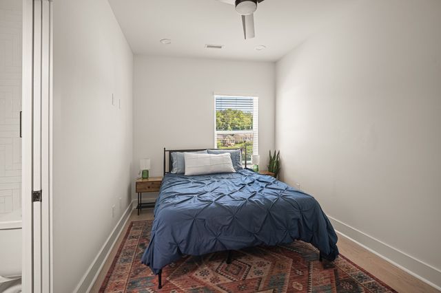 3219A Curtis St, Nashville, TN 37218