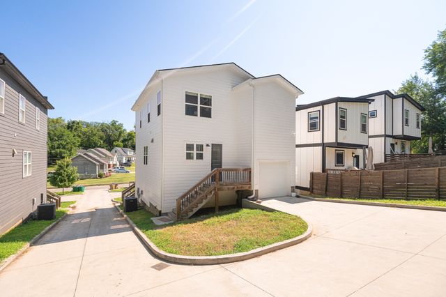 3219A Curtis St, Nashville, TN 37218