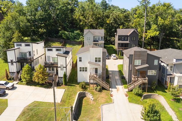 3219A Curtis St, Nashville, TN 37218