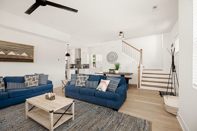 3219A Curtis St, Nashville, TN 37218