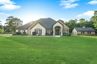15442 Crown Oaks Drive, Montgomery, TX 77316