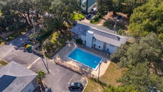 201 E College Boulevard 13, Niceville, FL 32578