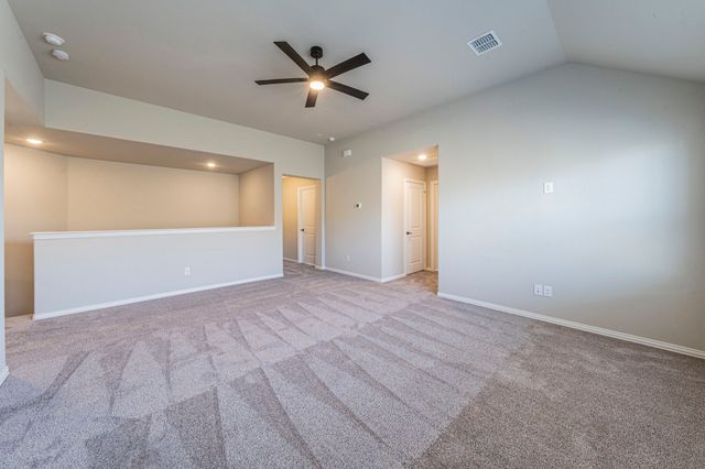 1049 Snowy Owl Drive, Alvarado, TX 76009