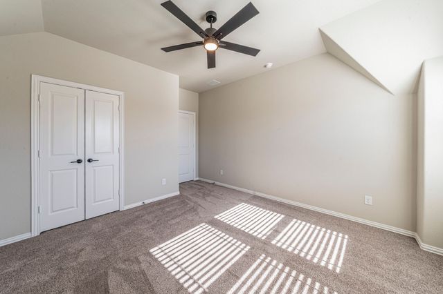 1049 Snowy Owl Drive, Alvarado, TX 76009