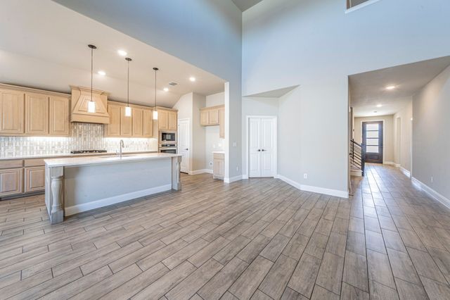 1049 Snowy Owl Drive, Alvarado, TX 76009