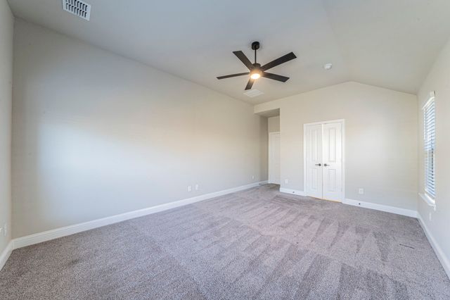 1049 Snowy Owl Drive, Alvarado, TX 76009