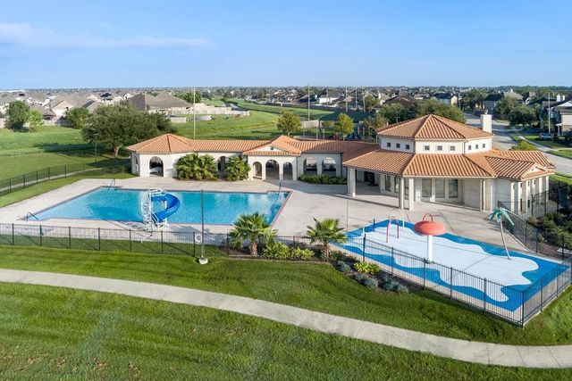 3203 Isla Samara Drive, Manvel, TX 77578