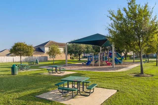 3203 Isla Samara Drive, Manvel, TX 77578