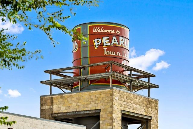 3203 Isla Samara Drive, Manvel, TX 77578