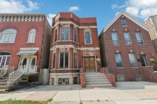 3234 S Princeton Avenue, Chicago, IL 60616