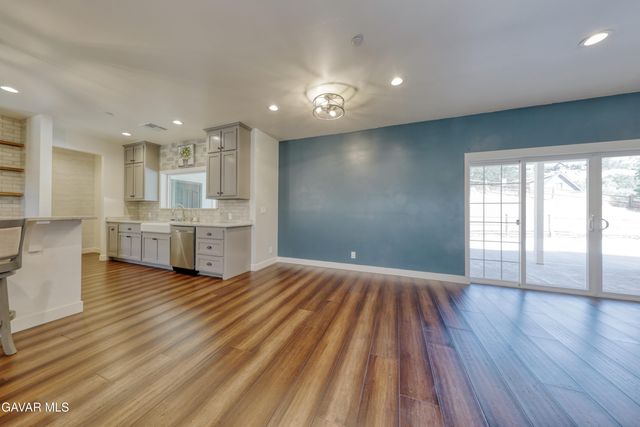 25904 Bear Valley Road, Tehachapi, CA 93561