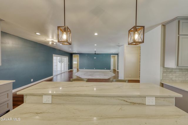 25904 Bear Valley Road, Tehachapi, CA 93561