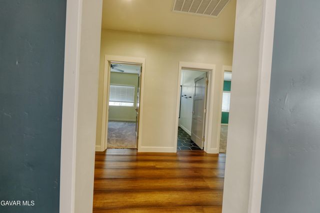 25904 Bear Valley Road, Tehachapi, CA 93561