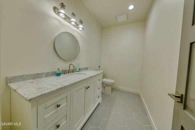 25904 Bear Valley Road, Tehachapi, CA 93561