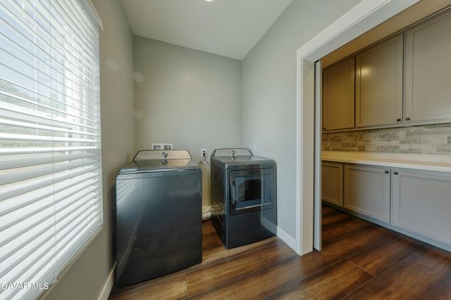 25904 Bear Valley Road, Tehachapi, CA 93561