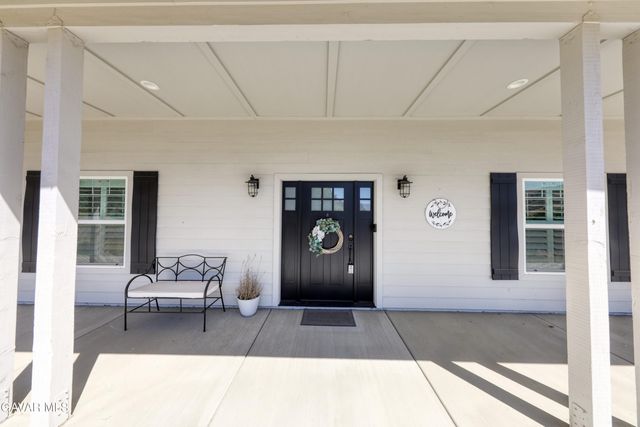 25904 Bear Valley Road, Tehachapi, CA 93561