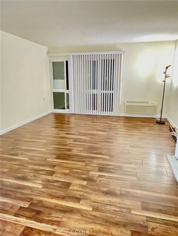 2111 Via Puerta D, Laguna Woods, CA 92637