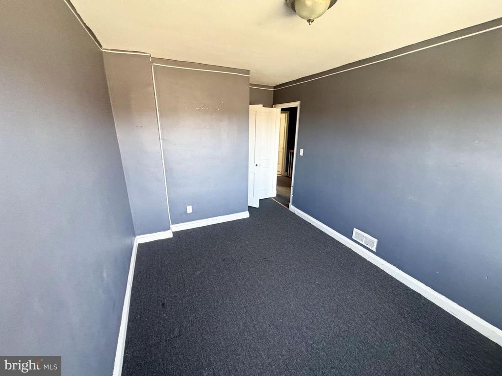 Image 17 of property listing at 3514 DUDLEY AVE, Baltimore, MD 21213