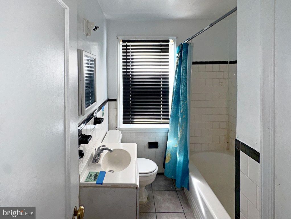 Image 18 of property listing at 3514 DUDLEY AVE, Baltimore, MD 21213