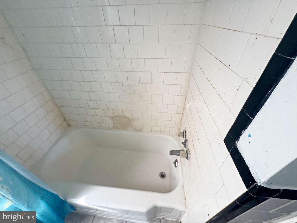 Image 19 of property listing at 3514 DUDLEY AVE, Baltimore, MD 21213