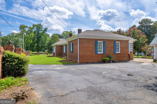 157 Hartwell Street, Royston, GA 30662