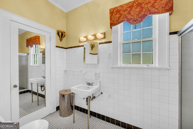 157 Hartwell Street, Royston, GA 30662