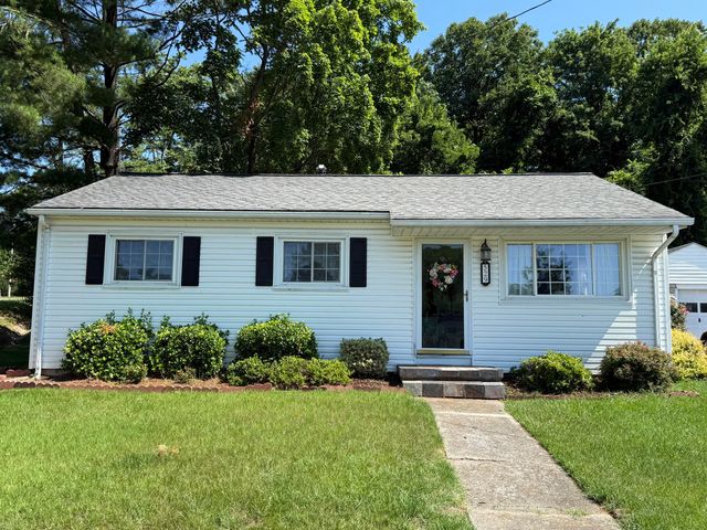 529 EASY ST, Salem, VA 24153