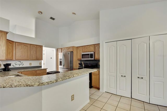 340 E SAVOY STREET, Lecanto, FL 34461