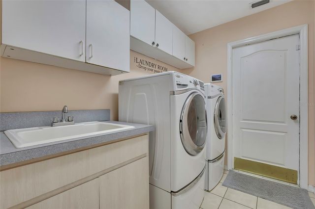 340 E SAVOY STREET, Lecanto, FL 34461