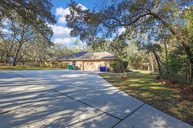 340 E SAVOY STREET, Lecanto, FL 34461