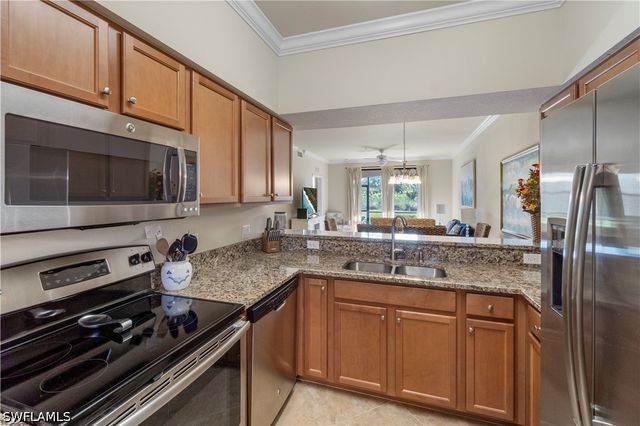 9815 Giaveno CT 1215, Naples, FL 34113