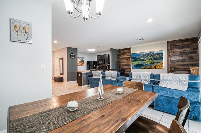 407 ARBOR LAKES DRIVE, Davenport, FL 33896