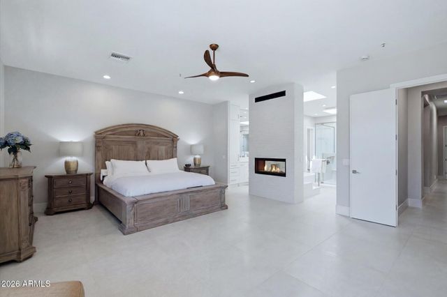 6461 E CRESTED SAGUARO Lane, Scottsdale, AZ 85266