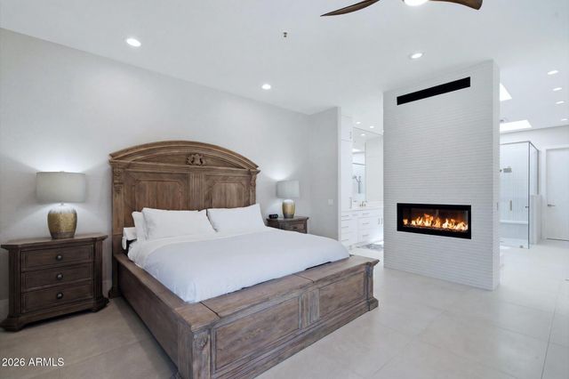 6461 E CRESTED SAGUARO Lane, Scottsdale, AZ 85266