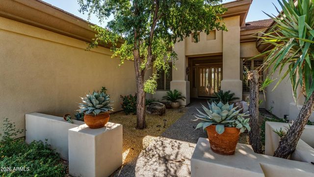 6461 E CRESTED SAGUARO Lane, Scottsdale, AZ 85266