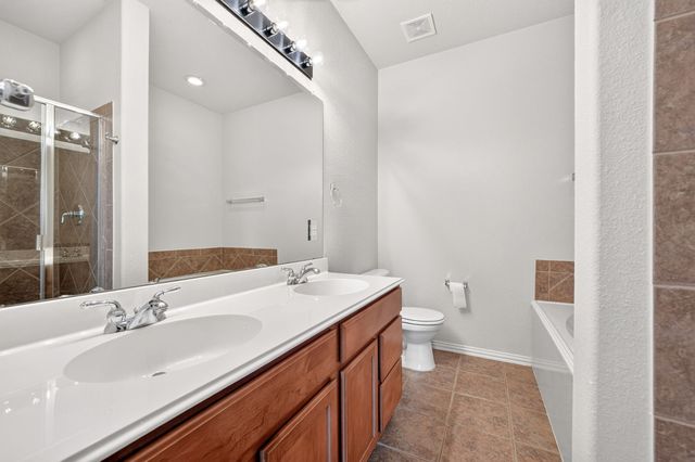2923 Tangleglen Drive, Rockwall, TX 75032