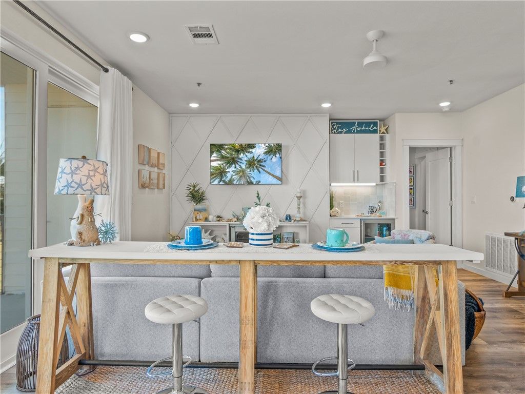 630 W Center Square W 205, Port Aransas, TX 78373 — photo 5