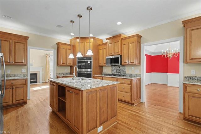 240 William Faulkner N, Newport News, VA 23606