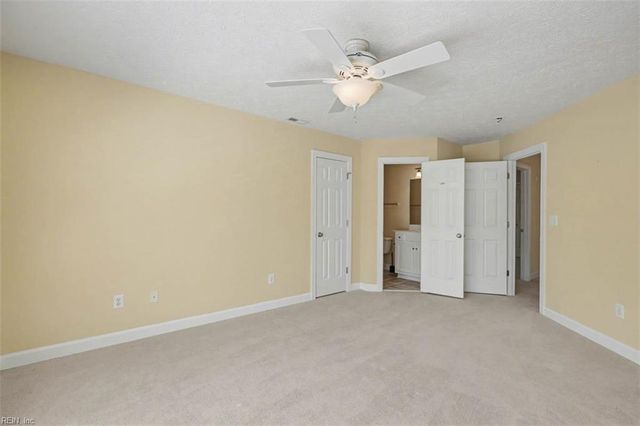 240 William Faulkner N, Newport News, VA 23606