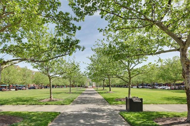 240 William Faulkner N, Newport News, VA 23606