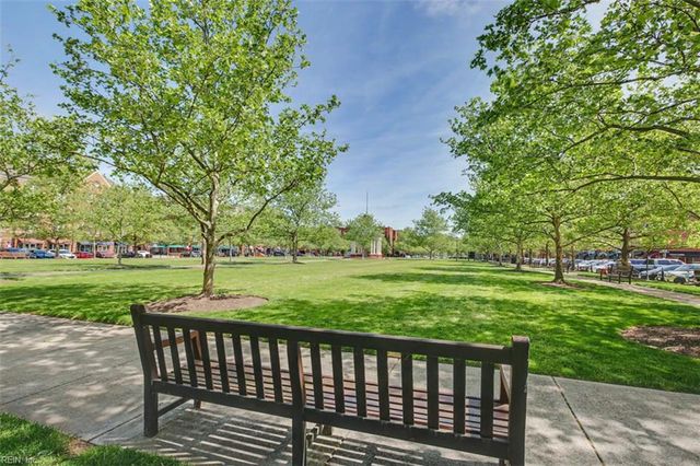 240 William Faulkner N, Newport News, VA 23606