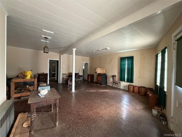 174 Railroad Avenue, Saint James, NY 11780