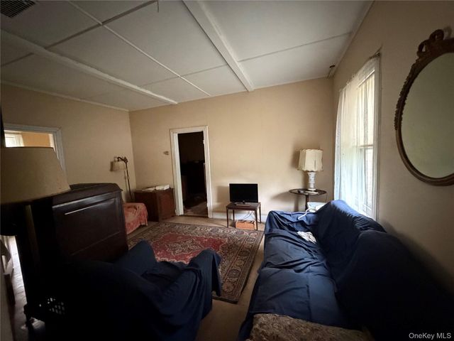 174 Railroad Avenue, Saint James, NY 11780