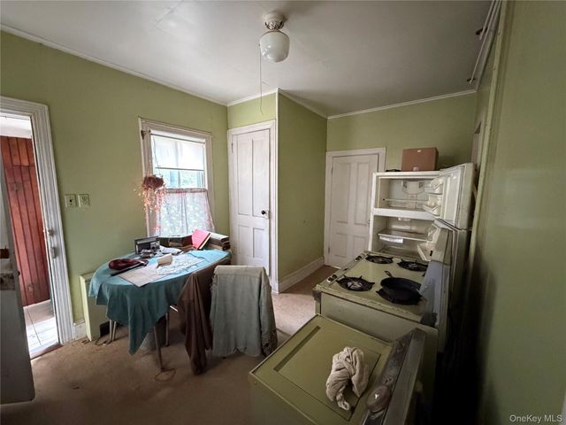 174 Railroad Avenue, Saint James, NY 11780