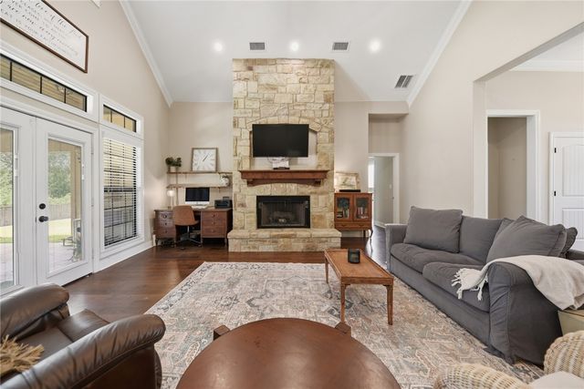 2245 Strangmeier Road, Brenham, TX 77833